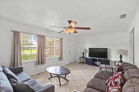 Casa en venta en Ocala, Florida, 3 dormitorios, 146.32 m2 № 1907015 - foto 5