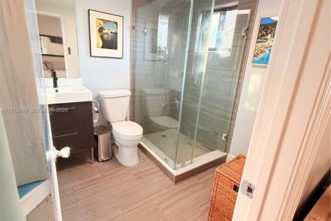 Condominio en alquiler en Miami, Florida, 1 dormitorio, 55.28 m2 № 2033521 - foto 14