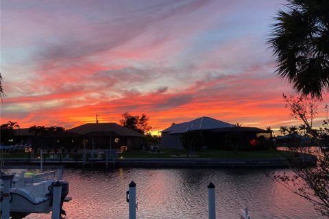 Casa en venta en Punta Gorda, Florida, 3 dormitorios, 157.28 m2 № 1542892 - foto 3