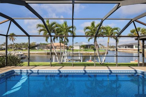 Casa en venta en Punta Gorda, Florida, 3 dormitorios, 157.28 m2 № 1542892 - foto 2