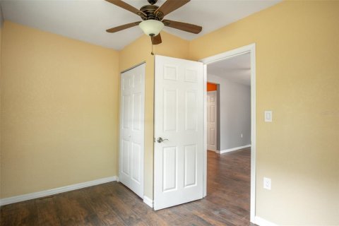 Propiedad comercial en venta en Sorrento, Florida, 142.14 m2 № 1819188 - foto 11