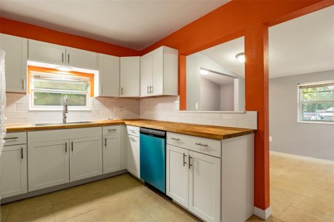 Propiedad comercial en venta en Sorrento, Florida, 142.14 m2 № 1819188 - foto 7