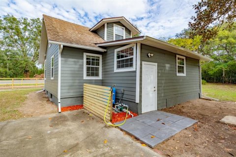 Propiedad comercial en venta en Sorrento, Florida, 142.14 m2 № 1819188 - foto 2