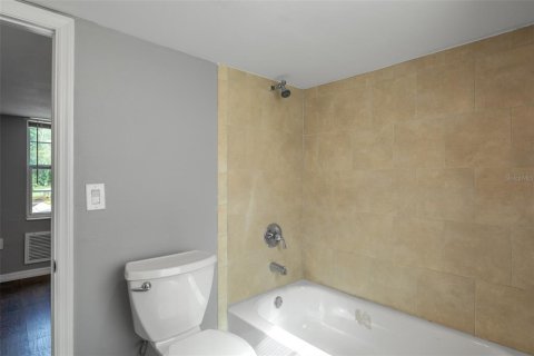 Propiedad comercial en venta en Sorrento, Florida, 142.14 m2 № 1819188 - foto 19