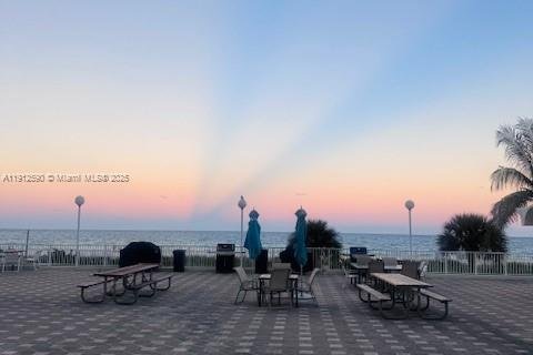 Condo in Miami Beach, Florida, 1 bedroom  № 1971335 - photo 11