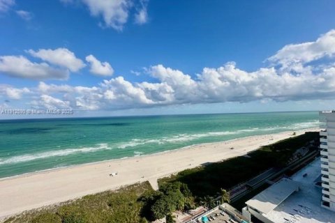 Condo in Miami Beach, Florida, 1 bedroom  № 1971335 - photo 3