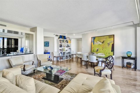 Купить кондоминиум в Авентура, Флорида 2 спальни, 114.27м2, № 1998666 - фото 9