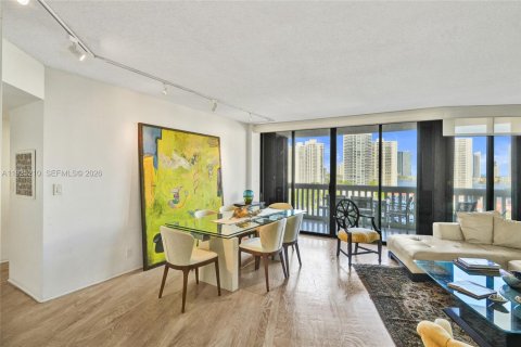 Купить кондоминиум в Авентура, Флорида 2 спальни, 114.27м2, № 1998666 - фото 6