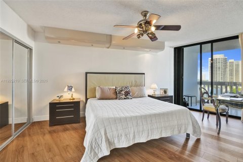 Купить кондоминиум в Авентура, Флорида 2 спальни, 114.27м2, № 1998666 - фото 17