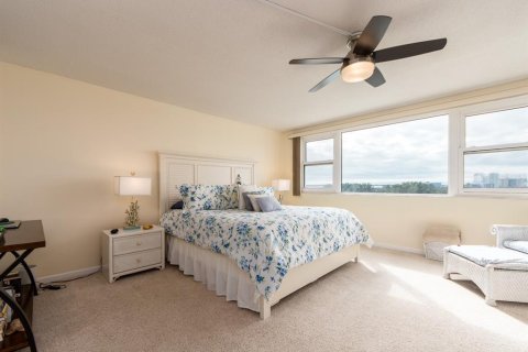 Condo in Clearwater, Florida, 2 bedrooms  № 1632509 - photo 15
