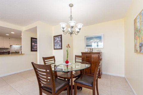 Condo in Clearwater, Florida, 2 bedrooms  № 1632509 - photo 14