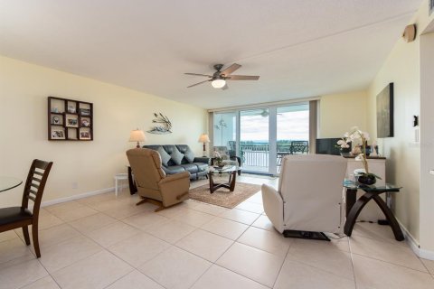 Condo in Clearwater, Florida, 2 bedrooms  № 1632509 - photo 3