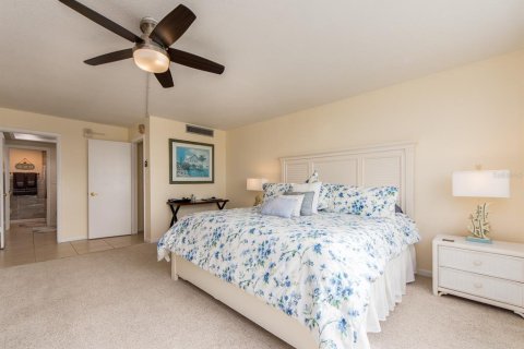 Condo in Clearwater, Florida, 2 bedrooms  № 1632509 - photo 16