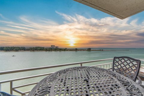 Condo in Clearwater, Florida, 2 bedrooms  № 1632509 - photo 6