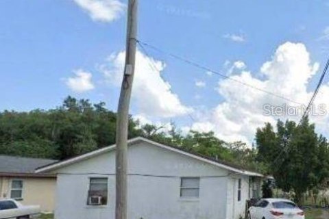Commercial property in Orlando, Florida 4 bedrooms, 130.43 sq.m. № 1866097 - photo 1