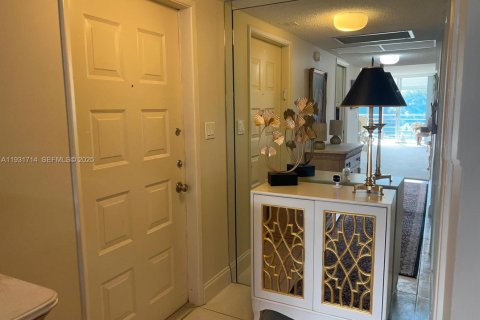 Copropriété à vendre à Pompano Beach, Floride: 3 chambres, 129.13 m2 № 1990353 - photo 22