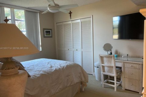 Copropriété à vendre à Pompano Beach, Floride: 3 chambres, 129.13 m2 № 1990353 - photo 23