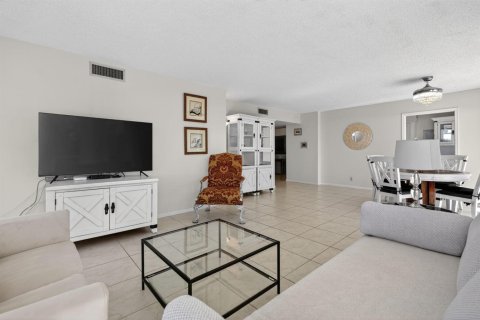 Copropriété à louer à Riviera Beach, Floride: 2 chambres, 137.4 m2 № 2193579 - photo 4