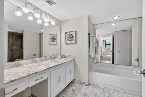 Copropriété à louer à Riviera Beach, Floride: 2 chambres, 137.4 m2 № 2193579 - photo 8