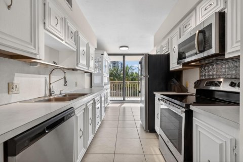 Copropriété à louer à Riviera Beach, Floride: 2 chambres, 137.4 m2 № 2193579 - photo 5