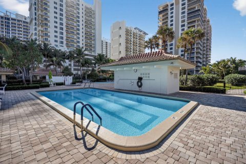 Copropriété à louer à Riviera Beach, Floride: 2 chambres, 137.4 m2 № 2193579 - photo 24