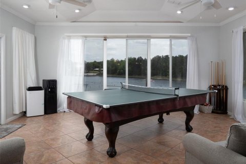 House in Melrose, Florida 4 bedrooms, 199.18 sq.m. № 2220406 - photo 30