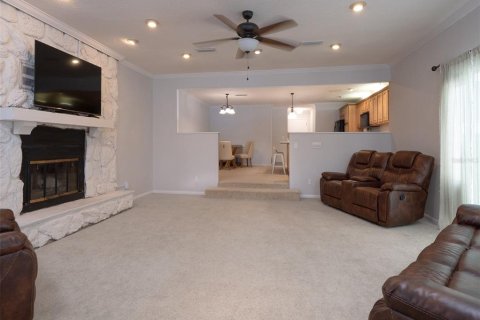 House in Melrose, Florida 4 bedrooms, 199.18 sq.m. № 2220406 - photo 26