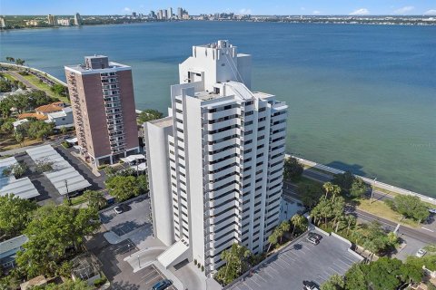 Condominio en alquiler en Tampa, Florida, 3 dormitorios, 154.59 m2 № 1786067 - foto 3