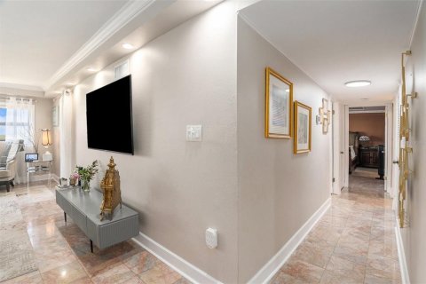 Condominio en alquiler en Tampa, Florida, 3 dormitorios, 154.59 m2 № 1786067 - foto 12