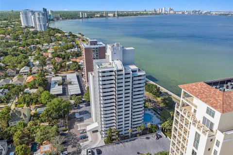 Condominio en alquiler en Tampa, Florida, 3 dormitorios, 154.59 m2 № 1786067 - foto 1