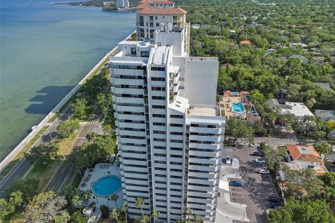 Condominio en alquiler en Tampa, Florida, 3 dormitorios, 154.59 m2 № 1786067 - foto 9