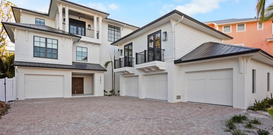Villa ou maison à Anna Maria, Floride 8 chambres, 445 m2 № 1548034