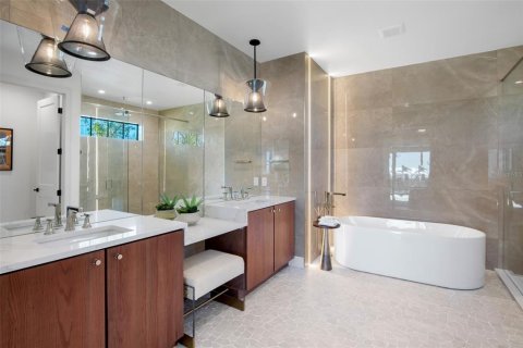 Villa ou maison à vendre à Anna Maria, Floride: 8 chambres, 445 m2 № 1548034 - photo 14