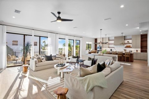 Villa ou maison à vendre à Anna Maria, Floride: 8 chambres, 445 m2 № 1548034 - photo 9