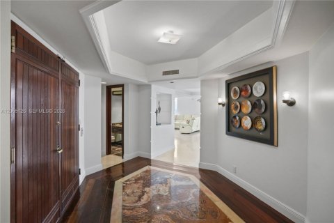 Copropriété à louer à Aventura, Floride: 3 chambres, 318.28 m2 № 2244994 - photo 20
