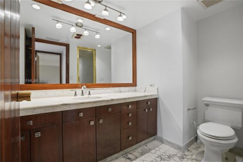 Copropriété à louer à Aventura, Floride: 3 chambres, 318.28 m2 № 2244994 - photo 26