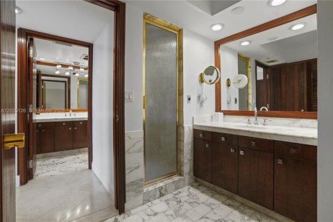 Copropriété à louer à Aventura, Floride: 3 chambres, 318.28 m2 № 2244994 - photo 30