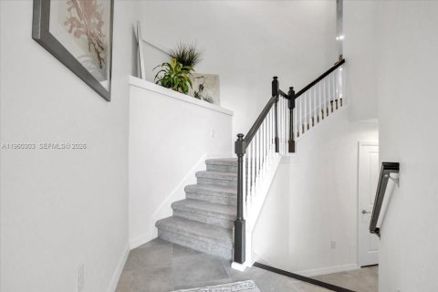 Купить кондоминиум в Нейплс, Флорида 3 спальни, 196.02м2, № 2020162 - фото 2