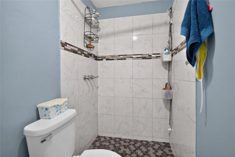 Villa ou maison à vendre à Tampa, Floride: 4 chambres, 189.52 m2 № 2220514 - photo 26
