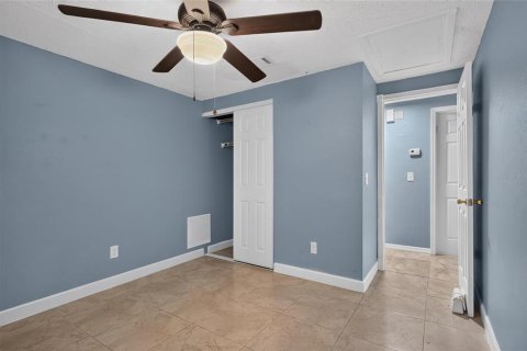 Villa ou maison à vendre à Tampa, Floride: 4 chambres, 189.52 m2 № 2220514 - photo 19