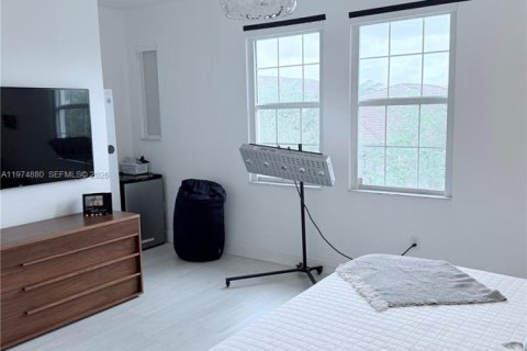 Copropriété à louer à Miramar, Floride: 3 chambres, 185.8 m2 № 2036143 - photo 21