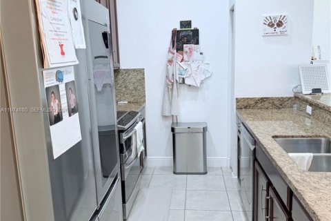 Copropriété à louer à Miramar, Floride: 3 chambres, 185.8 m2 № 2036143 - photo 11