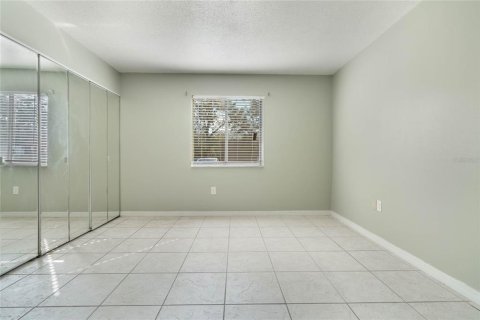 Condo in Orlando, Florida, 2 bedrooms  № 1560527 - photo 18