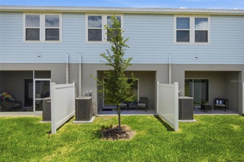 Townhouse in Bradenton, Florida 2 bedrooms, 111.48 sq.m. № 2226896 - photo 24