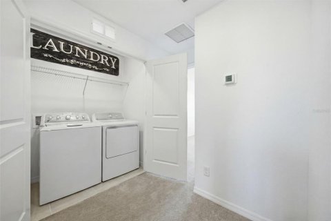 Townhouse in Bradenton, Florida 2 bedrooms, 111.48 sq.m. № 2226896 - photo 13