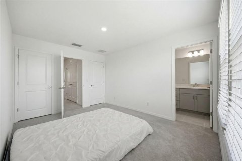 Townhouse in Bradenton, Florida 2 bedrooms, 111.48 sq.m. № 2226896 - photo 19