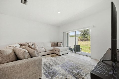 Townhouse in Bradenton, Florida 2 bedrooms, 111.48 sq.m. № 2226896 - photo 9