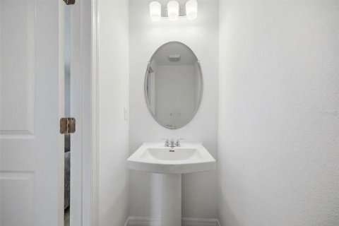 Townhouse in Bradenton, Florida 2 bedrooms, 111.48 sq.m. № 2226896 - photo 10