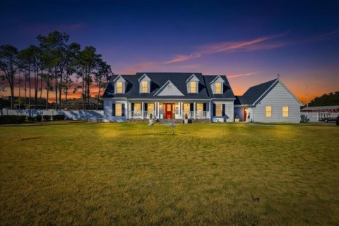 Villa ou maison à vendre à Auburndale, Floride: 4 chambres, 256.32 m2 № 2142609 - photo 2