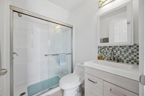 Villa ou maison à vendre à Auburndale, Floride: 4 chambres, 256.32 m2 № 2142609 - photo 29